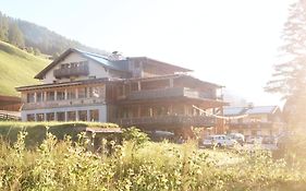 Almi'S Berghotel